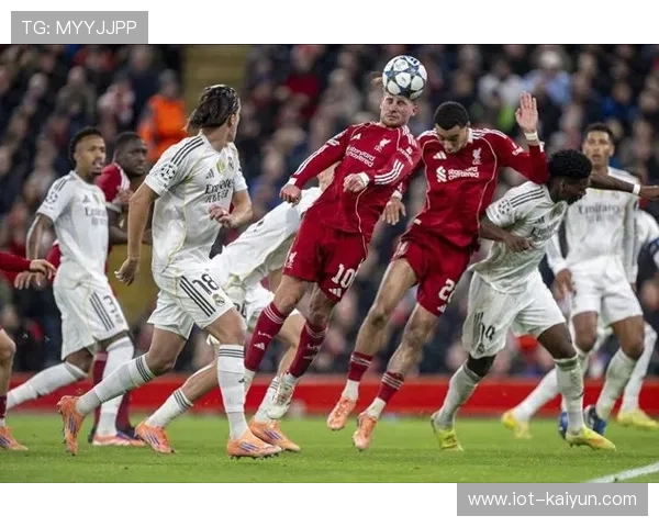 利物浦高位逼抢克制皇马，英超球队欧冠集体强势
